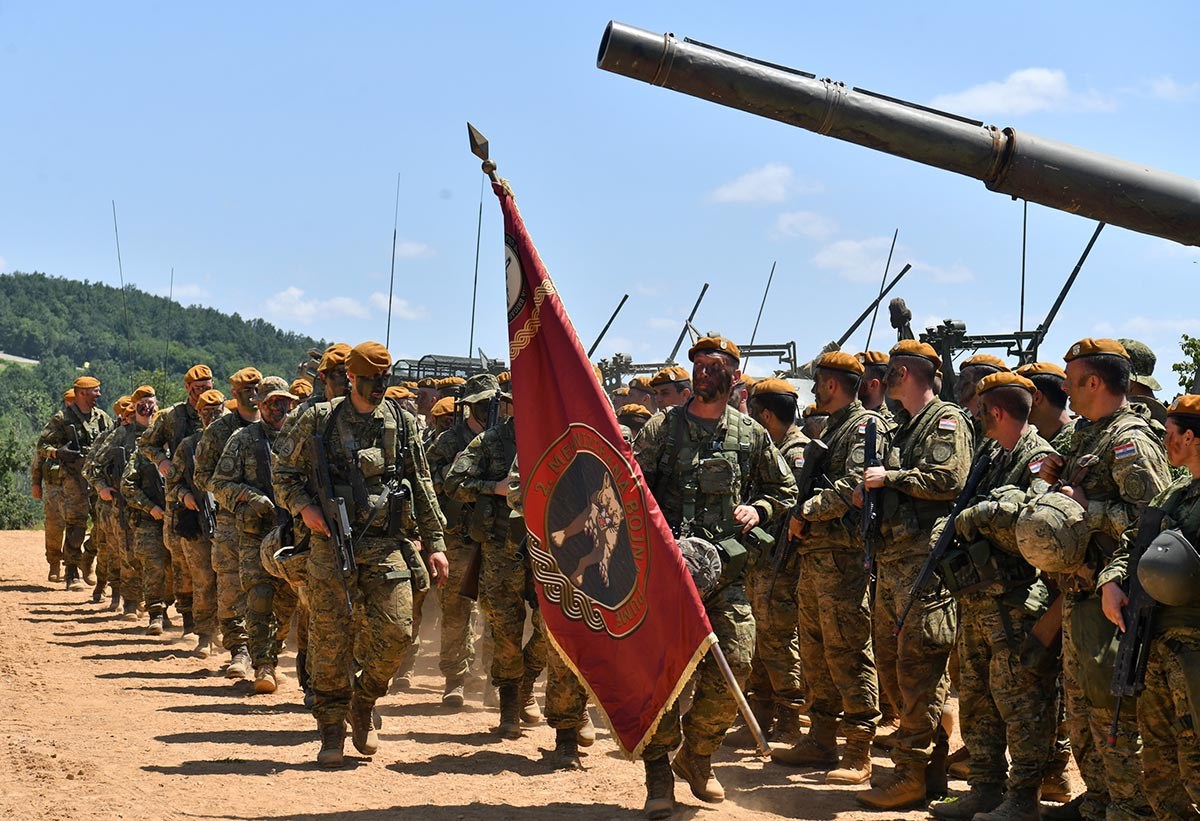https://www.morh.hr/wp-content/gallery/na-vojnom-poligonu-u-slunju-odrzana-vjezba-puma-19/puma_19_03062019_44.jpg
