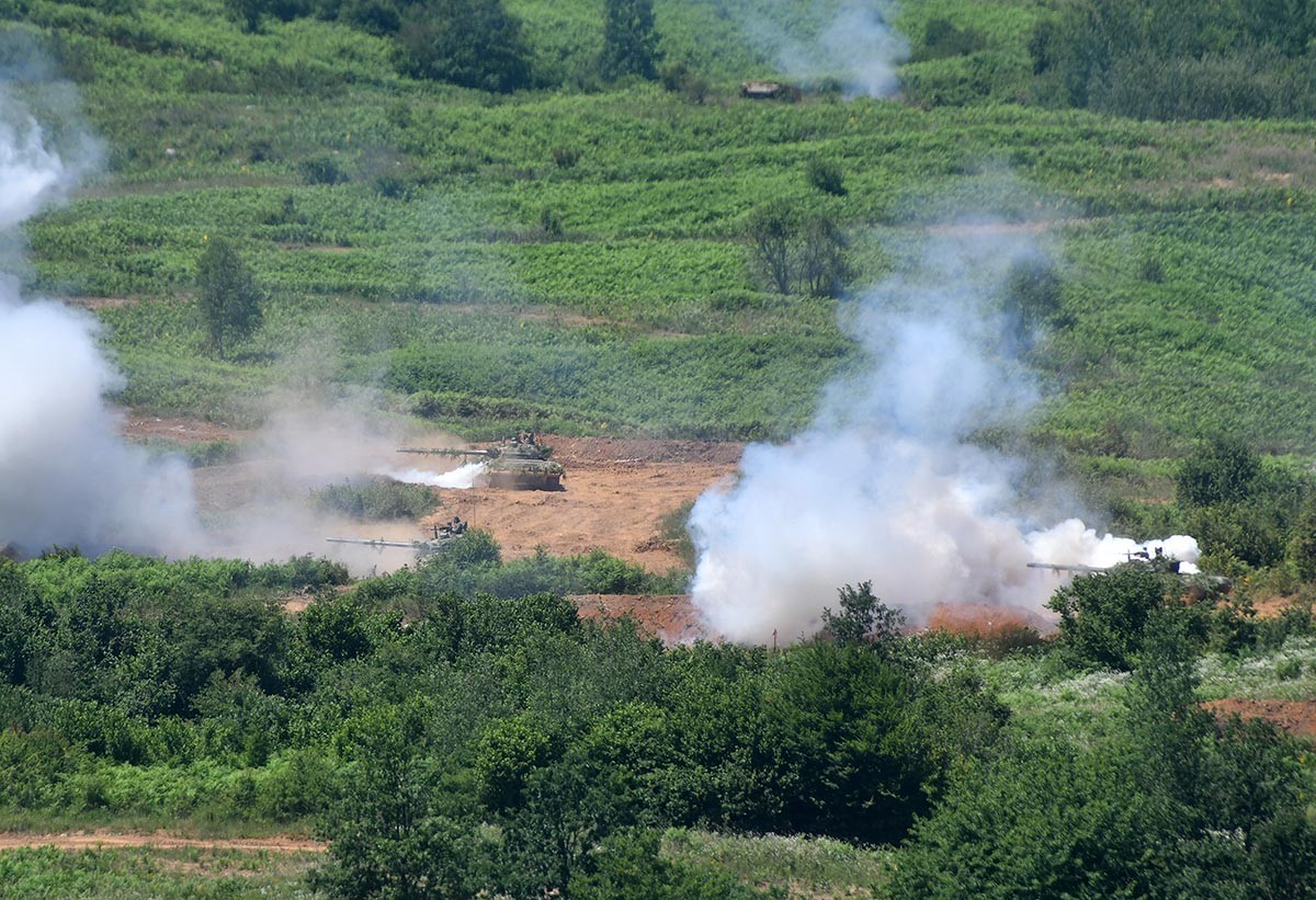 https://www.morh.hr/wp-content/gallery/na-vojnom-poligonu-u-slunju-odrzana-vjezba-puma-19/puma_19_03062019_56.jpg