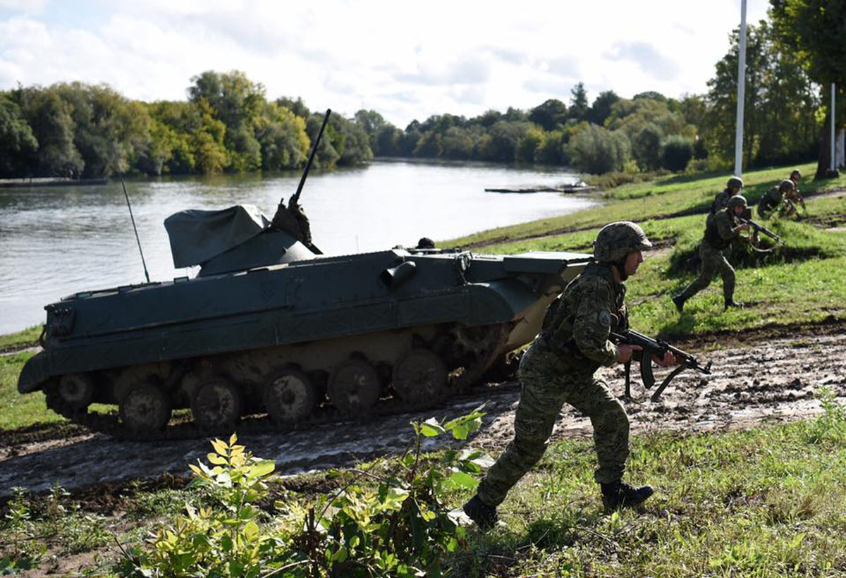 https://www.morh.hr/wp-content/gallery/na-vojnom-vjezbalistu-kupa-odrzana-vojna-vjezba-kupa-17/kupa_14092017_18.jpg
