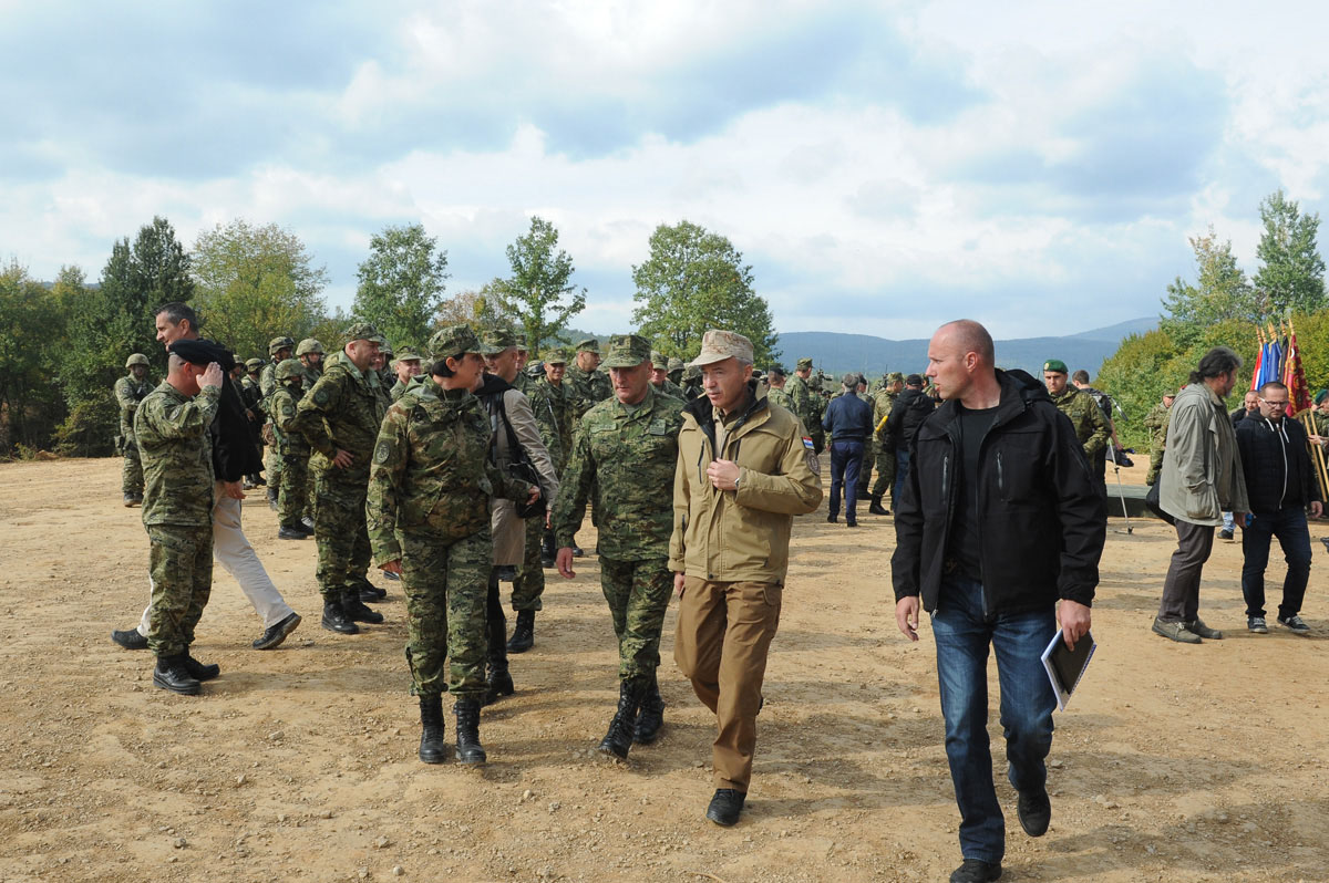 https://www.morh.hr/wp-content/gallery/na-vp-slunj-odrzana-vjezba-udar-17/udar_mc_03102017_23.jpg