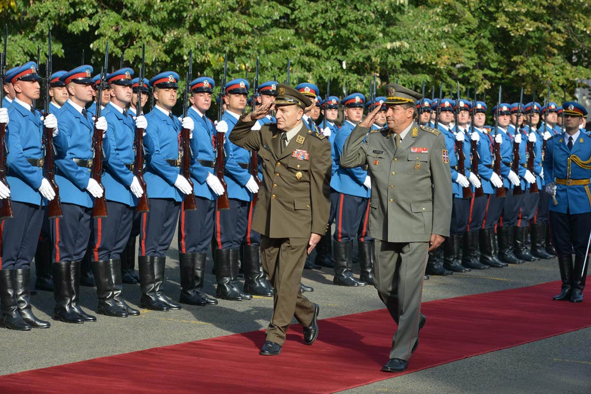 https://www.morh.hr/wp-content/gallery/nacelnik-glavnog-stozera-osrh-u-sluzbenom-posjetu-srbiji/lovric_05092013_00.jpg