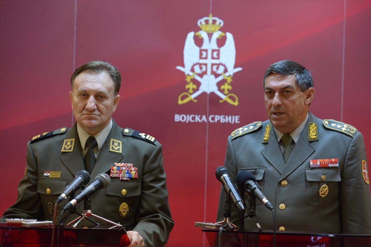 https://www.morh.hr/wp-content/gallery/nacelnik-glavnog-stozera-osrh-u-sluzbenom-posjetu-srbiji/lovric_05092013_04.jpg