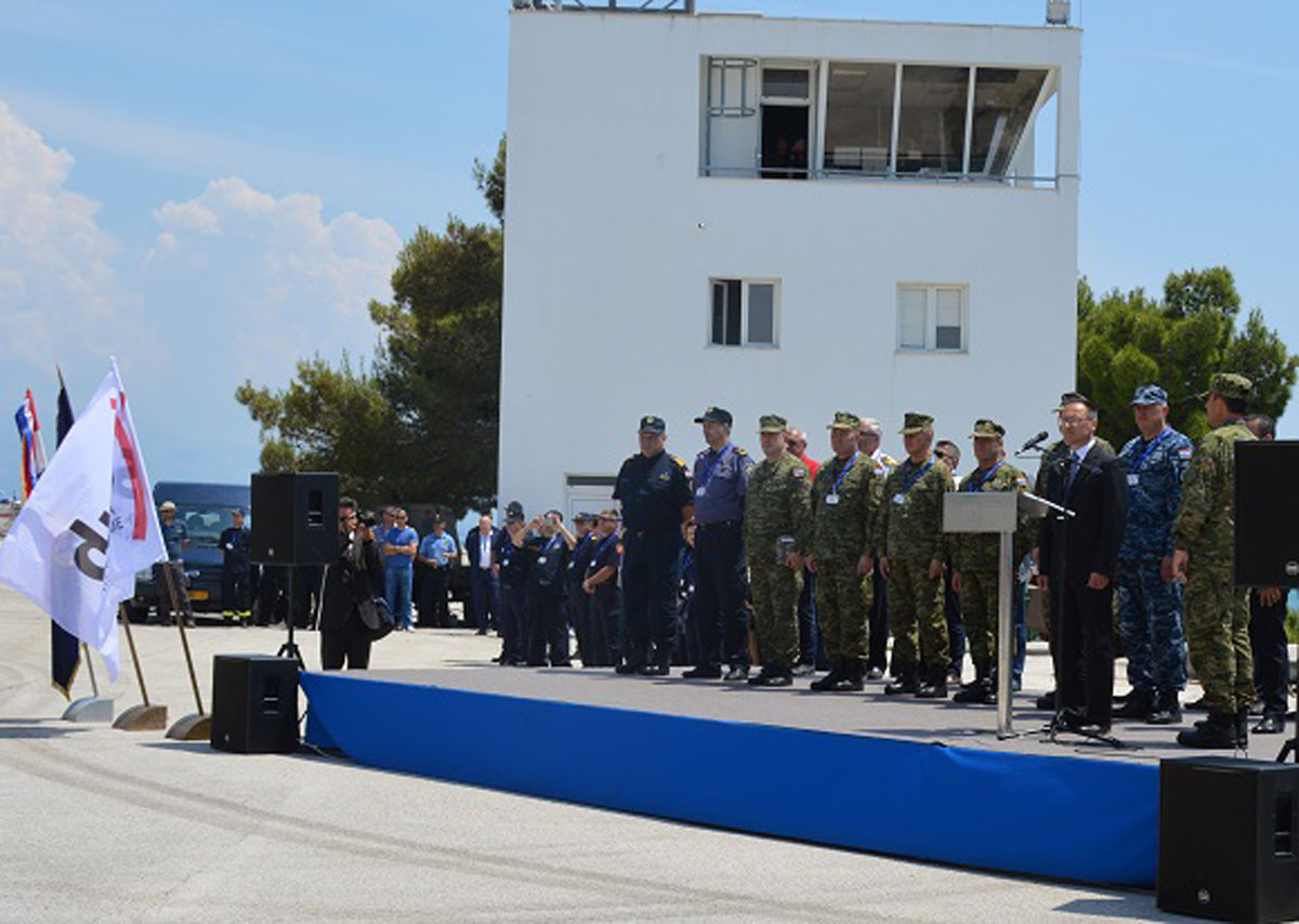 https://www.morh.hr/wp-content/gallery/nacelnik-gs-os-rh-na-taktickom-tehnickom-zboru-pp-snaga-u-divuljama/divulje_020617_07.jpg