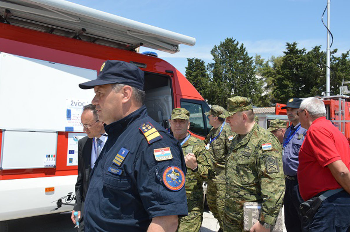 https://www.morh.hr/wp-content/gallery/nacelnik-gs-os-rh-na-taktickom-tehnickom-zboru-pp-snaga-u-divuljama/divulje_020617_15.jpg