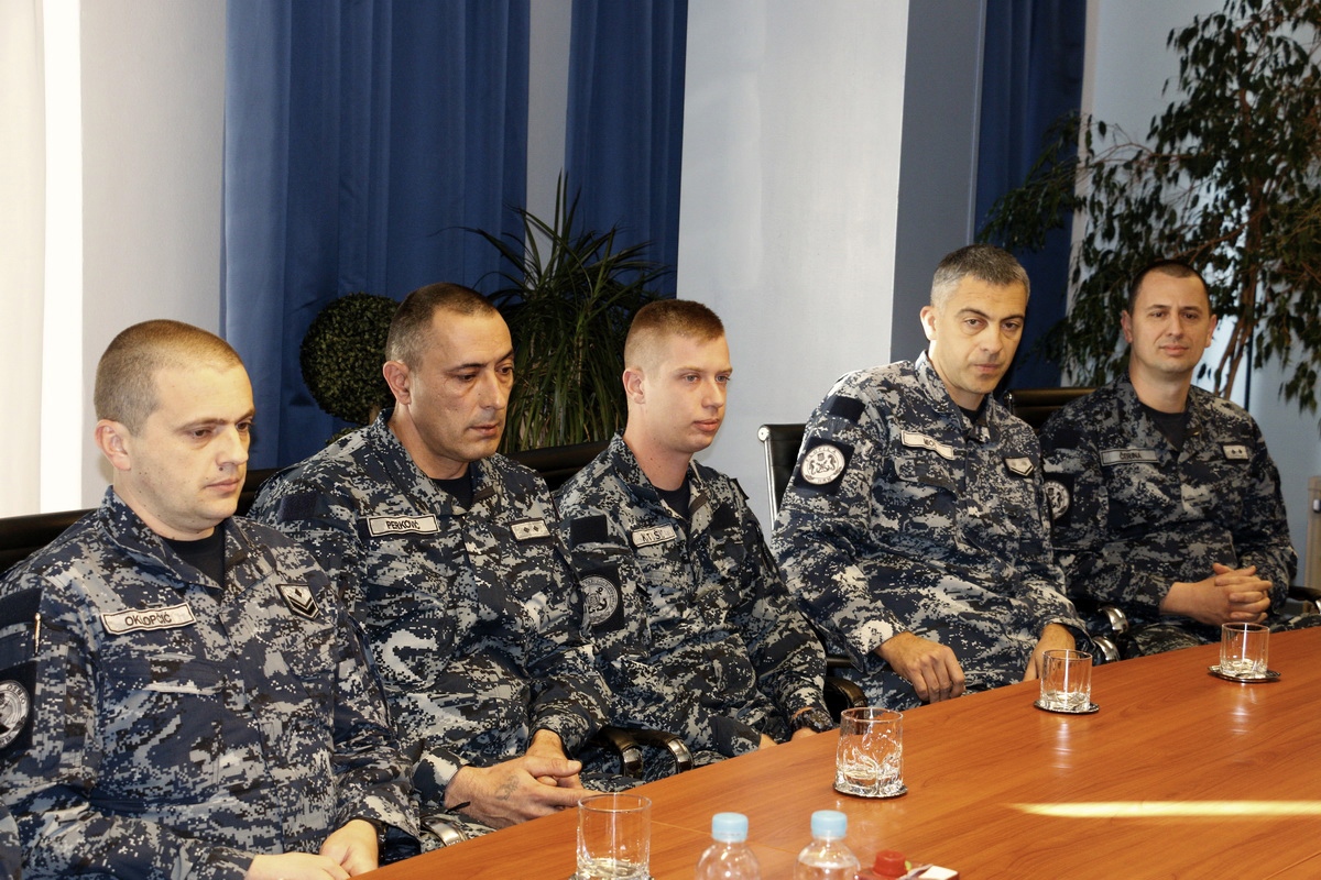 https://www.morh.hr/wp-content/gallery/najbolji-mornari-i-docasnici-hrm-a-za-razdoblje-rujan-prosinac-2019-godine/20200123_hrm_4.jpg