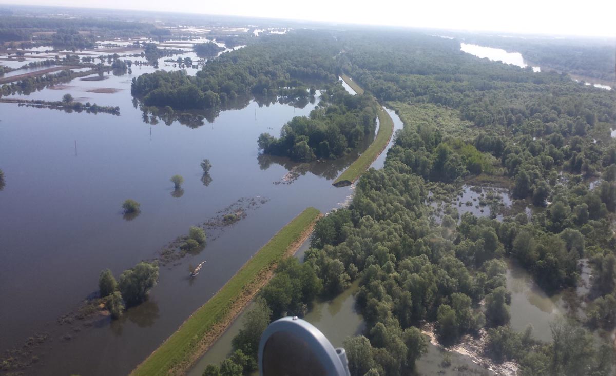 https://www.morh.hr/wp-content/gallery/najnovije-snimke-iz-zraka-poplavljenih-podrucja-slavonije/slavonija_27052014_10.jpg