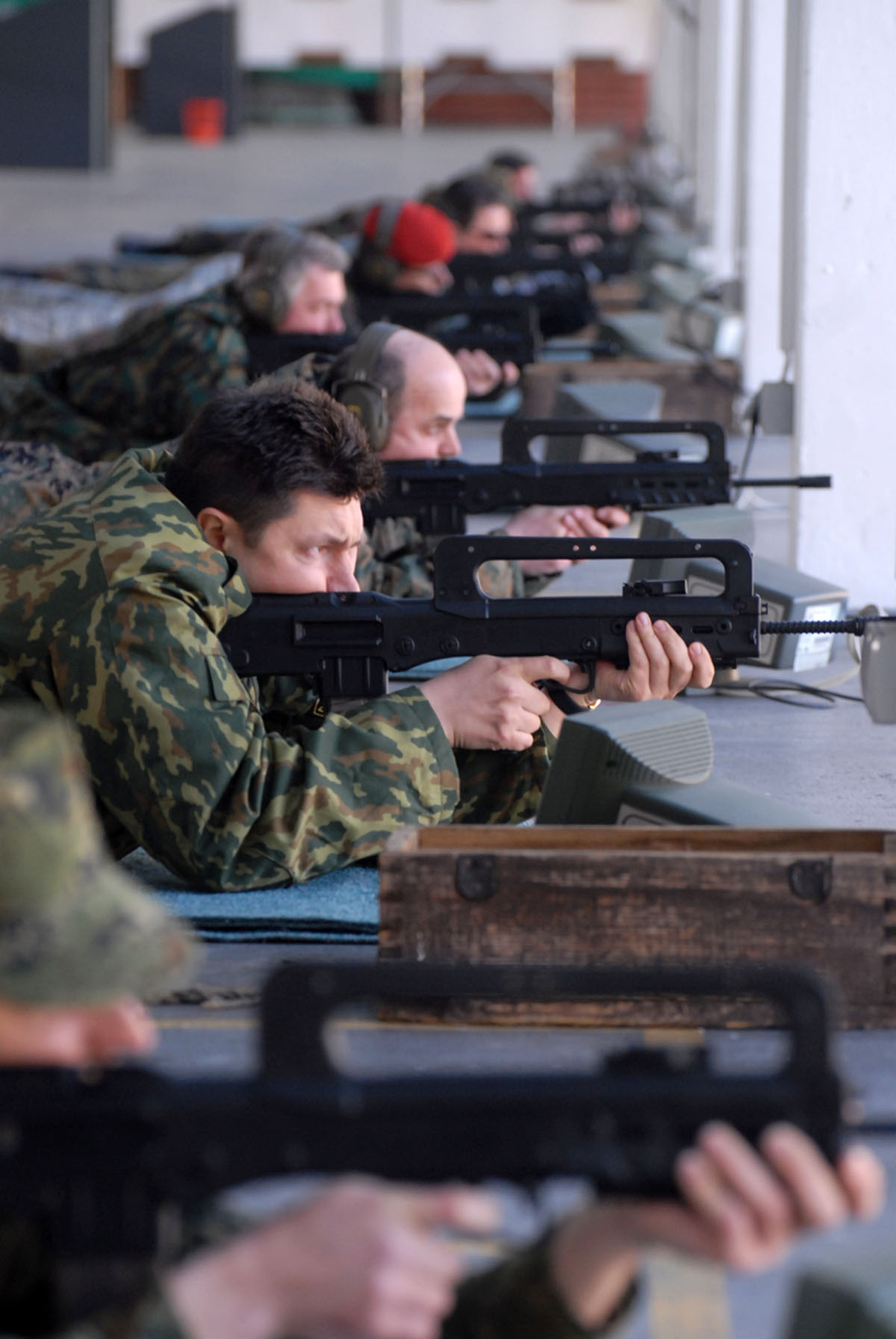 https://www.morh.hr/wp-content/gallery/natjecanje-predstavnika-vojno-diplomatskog-zbora-u-streljatvu/vdz_20100317_12.jpg