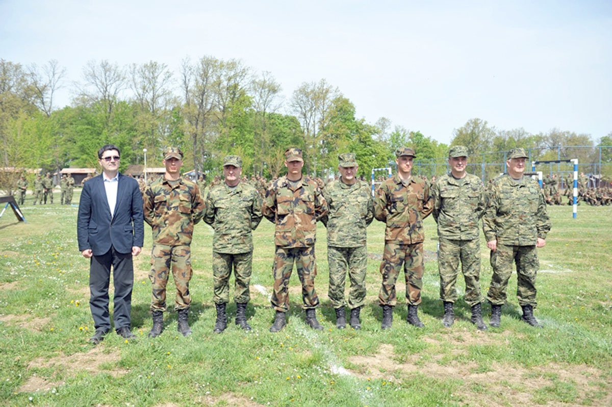 https://www.morh.hr/wp-content/gallery/natjecanje-za-najboljeg-rocnika/naspremniji_rocnik_13042016_08.jpg
