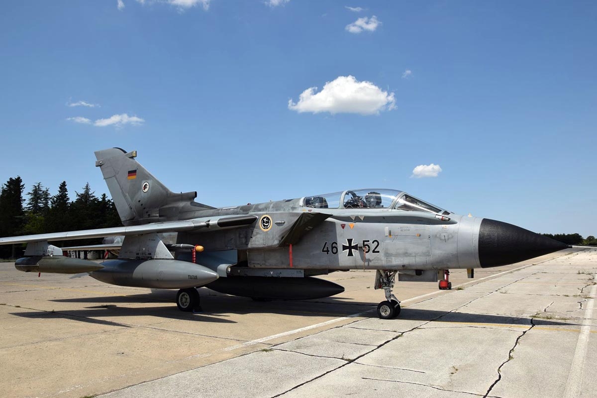 https://www.morh.hr/wp-content/gallery/njemacki-tornado-u-zrakoplovnoj-bazi-zemunik/tornado_zemunik_09072018_01.jpg