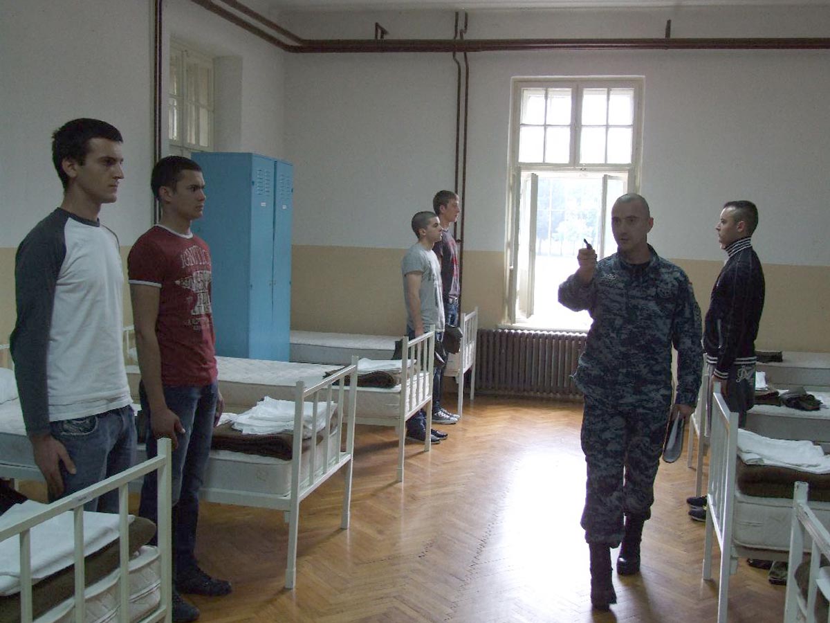 https://www.morh.hr/wp-content/gallery/novi-narastaj-rocnika-na-dragovoljnom-vojnom-osposobljavanju/dvs_24052014_4.jpg