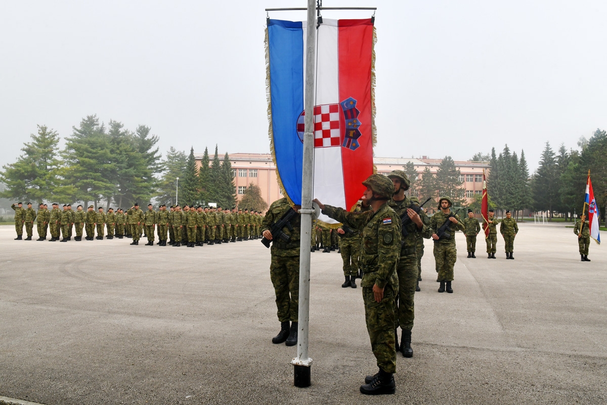 https://www.morh.hr/wp-content/gallery/novi-zapovjednik-motorizirane-bojne-vukovi/9_gardijska_brigada_vukovi_30082018_01.jpg