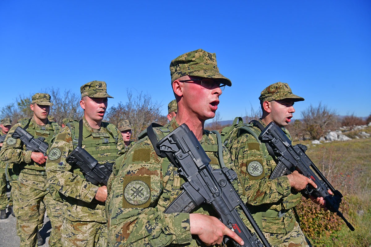 https://www.morh.hr/wp-content/gallery/novo-poglavlje-hv-a-nosi-poruku-buducnost-pripada-hrabrima/hodnja_zss_27102019_05.jpg