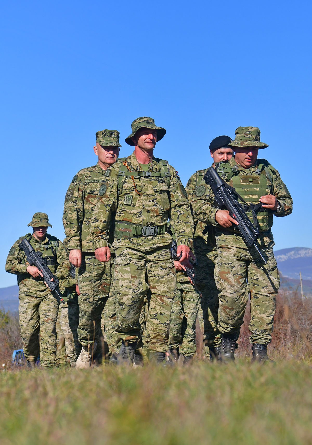 https://www.morh.hr/wp-content/gallery/novo-poglavlje-hv-a-nosi-poruku-buducnost-pripada-hrabrima/hodnja_zss_27102019_06.jpg