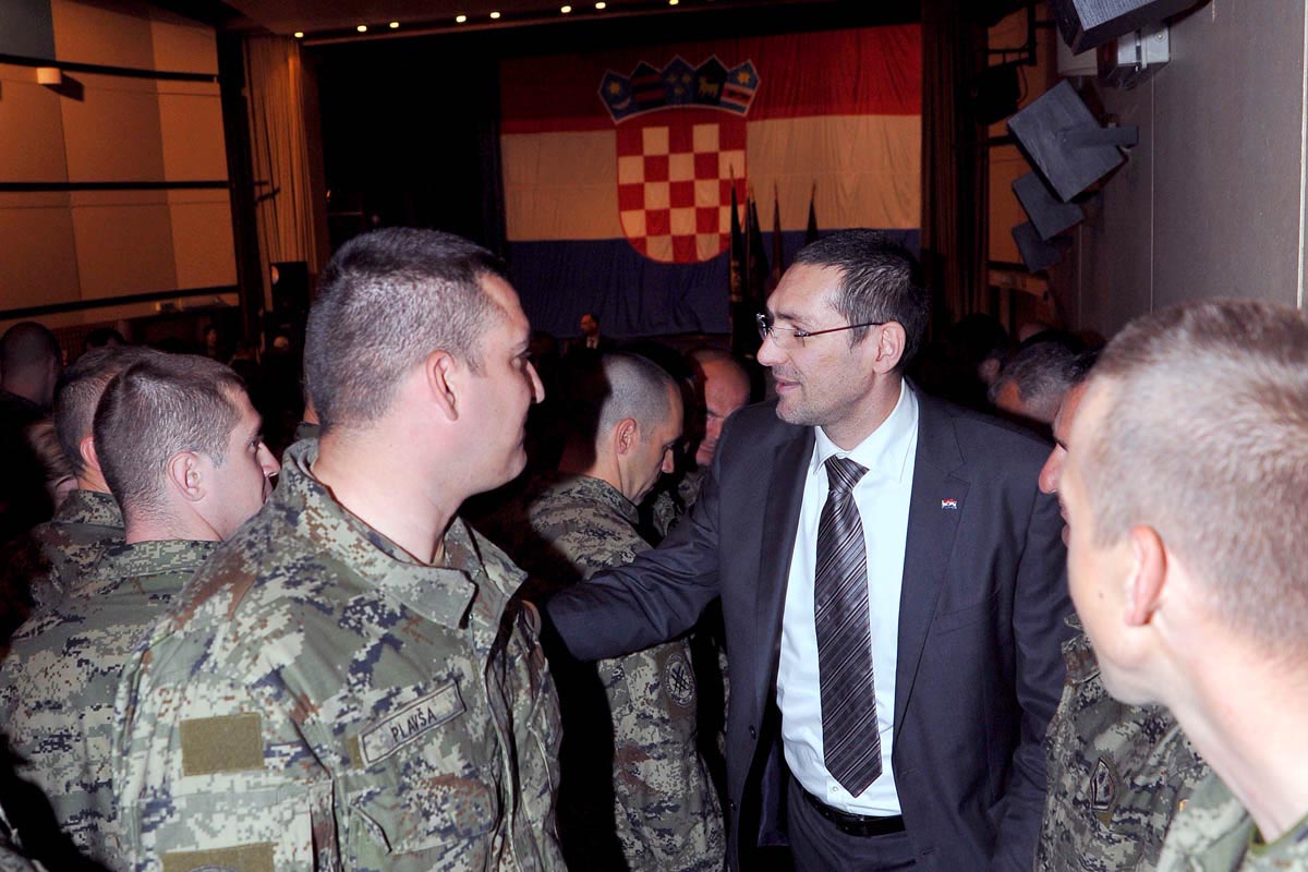 https://www.morh.hr/wp-content/gallery/obiljeavanja-5-godinjice-gmtbr-ukninu/knjin_06042012_06.jpg