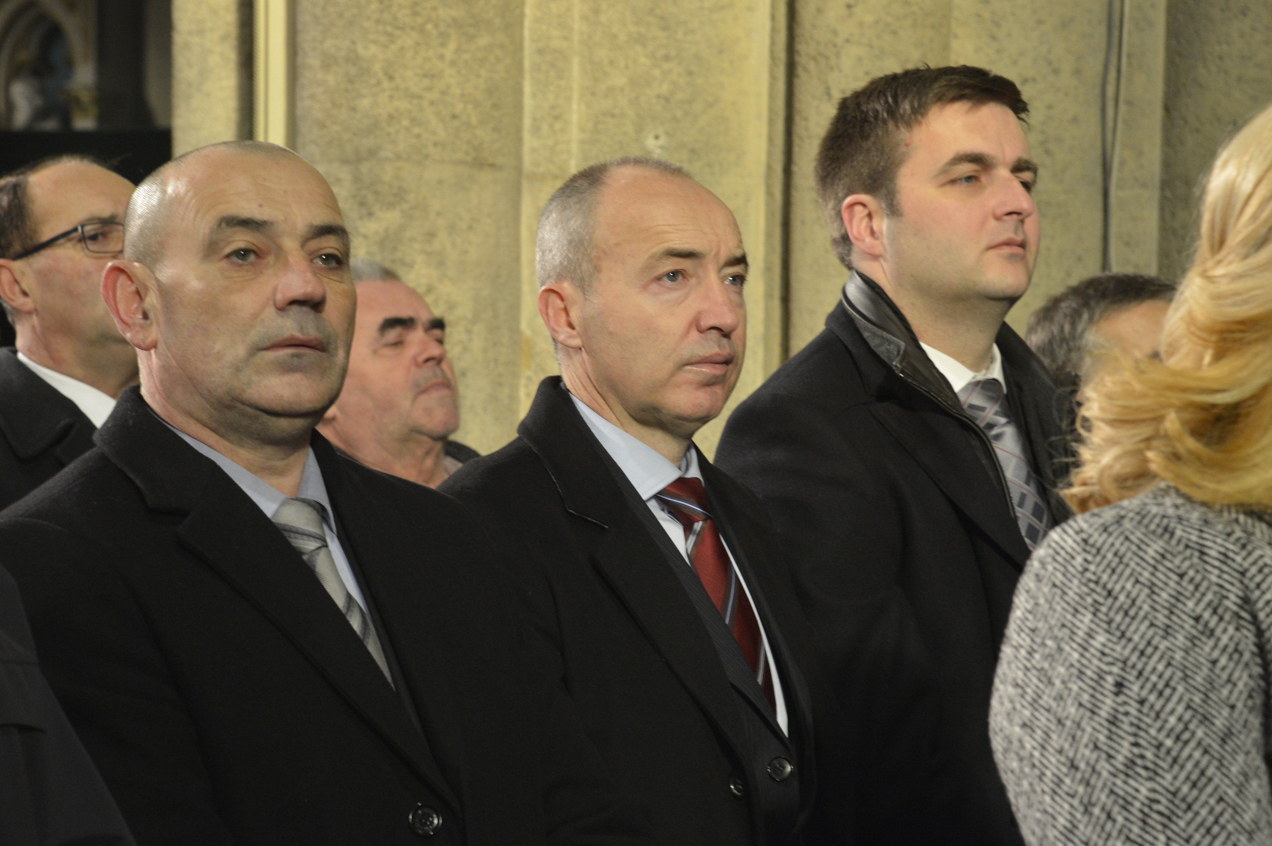 https://www.morh.hr/wp-content/gallery/obiljezavanje-25-godina-medunarodnog-priznanja-republike-hrvatske/priznanje_15012017_03.jpg