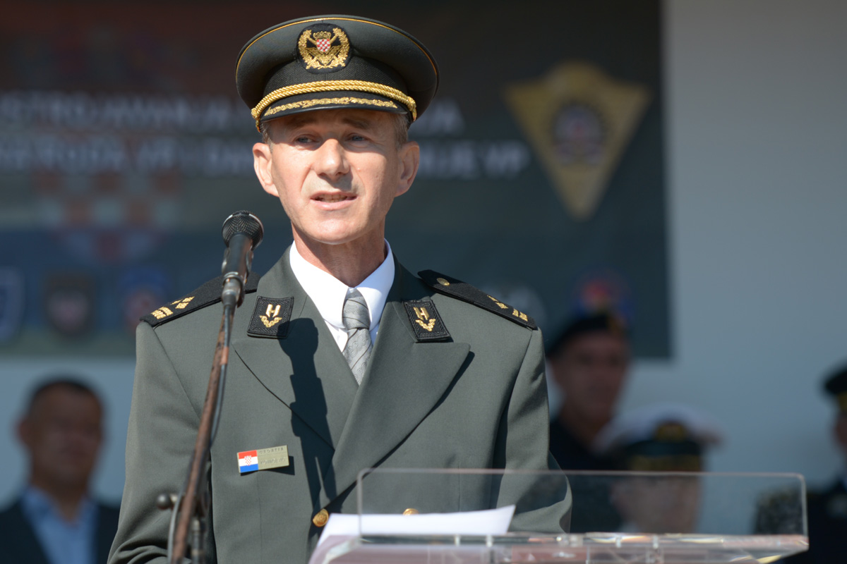 https://www.morh.hr/wp-content/gallery/obiljezavanje-25-obljetnice-osnivanja-vojne-policije-os-rh/0011_160824_25_obljet_vp_osrh.jpg