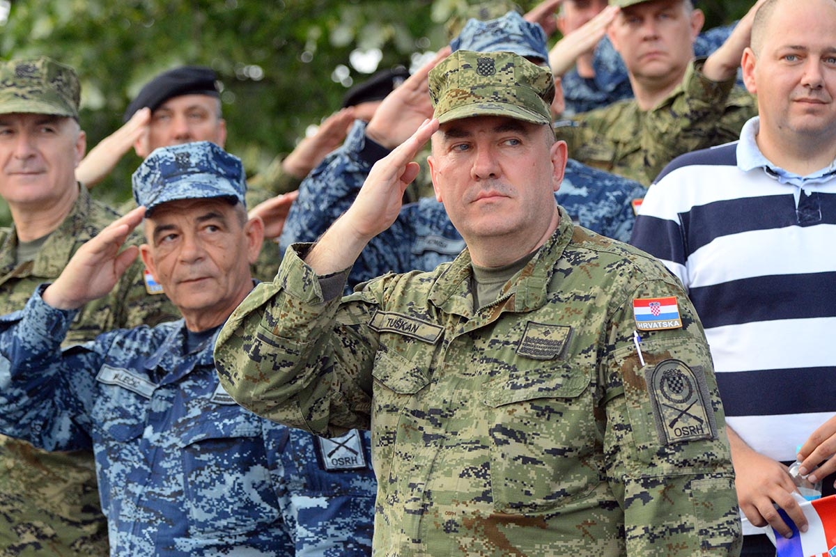 https://www.morh.hr/wp-content/gallery/obiljezavanje-dana-hrvatske-vojske-na-src-jarun/dan_osrh_27052018_27052018_12.jpg