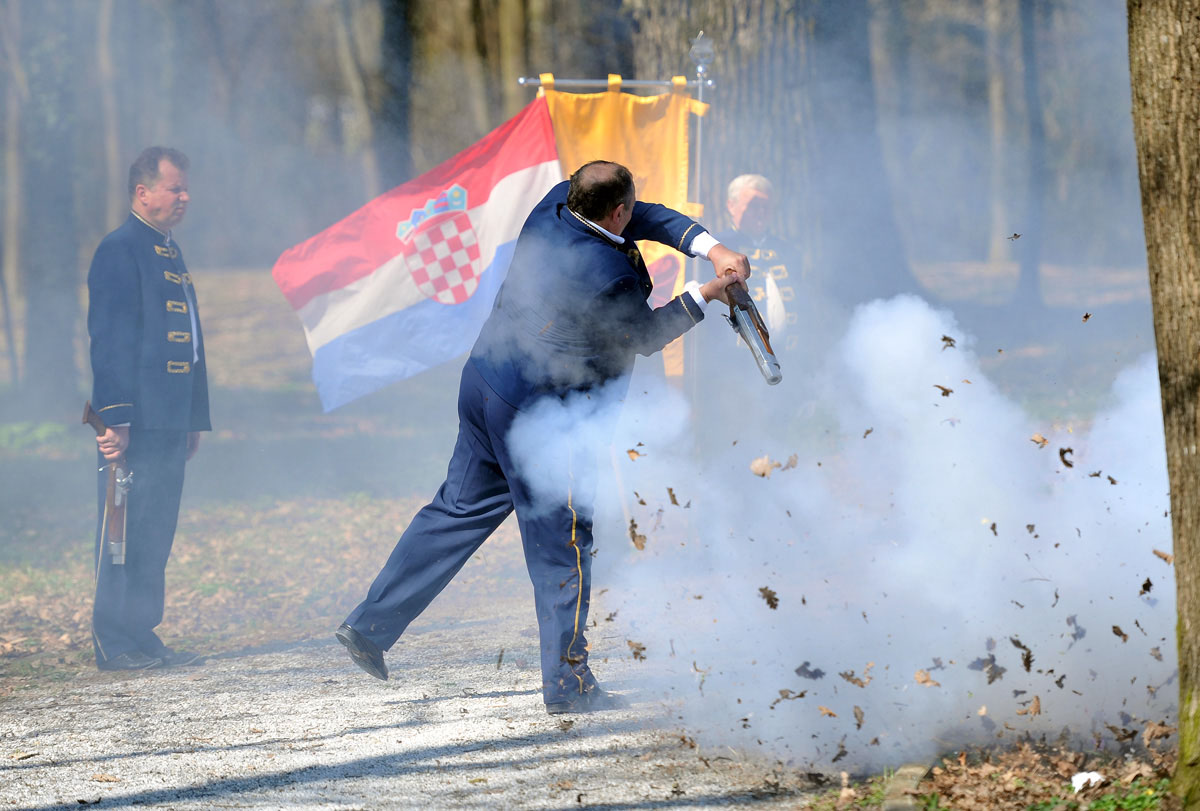 https://www.morh.hr/wp-content/gallery/obiljezen-blagdan-svetog-josipa-zastitnika-ratne-skole/ratna_skola_18032016_12.jpg