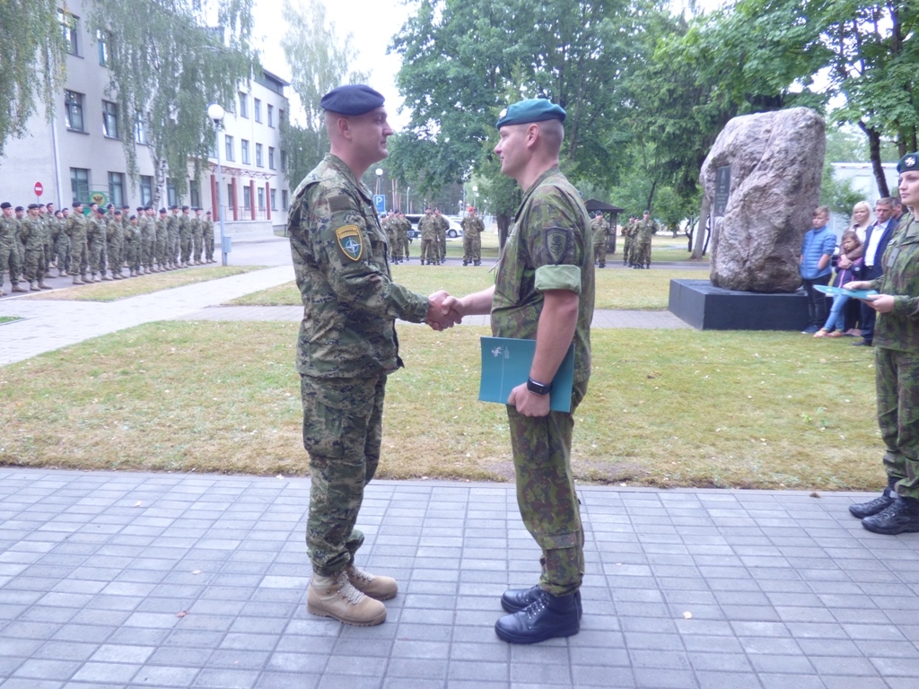 https://www.morh.hr/wp-content/gallery/obiljezen-zavrsetak-sudjelovanja-u-nato-aktivnosti-efp-u-litvi/25062018-dodjela-medalja-11.jpg