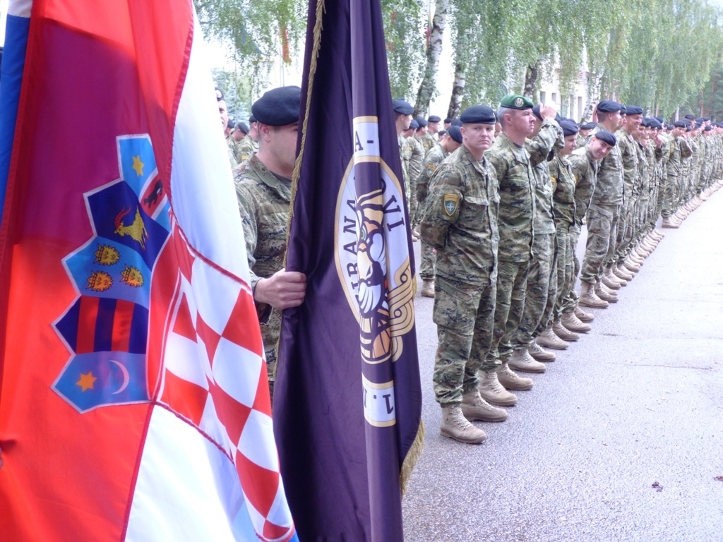 https://www.morh.hr/wp-content/gallery/obiljezen-zavrsetak-sudjelovanja-u-nato-aktivnosti-efp-u-litvi/25062018-dodjela-medalja-2.jpg