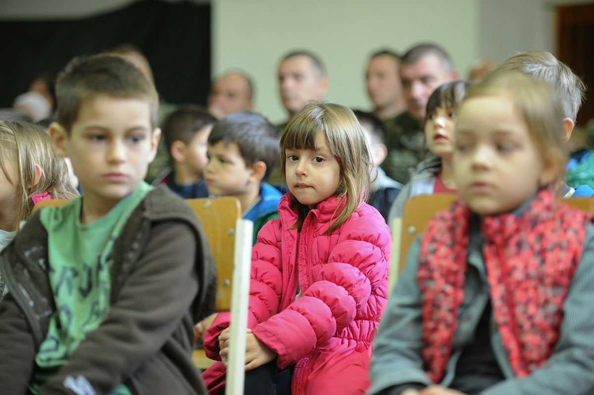 https://www.morh.hr/wp-content/gallery/obiljezena-10-obljetnica-gardijske-oklopno-mehanizirane-brigade-2/gombr_110858.jpg