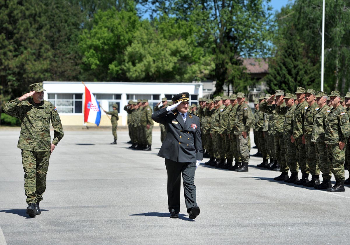 https://www.morh.hr/wp-content/gallery/obiljezena-13-obljetnica-zapovjednistva-za-potporu-os-rh/zzp_07052015_02.jpg