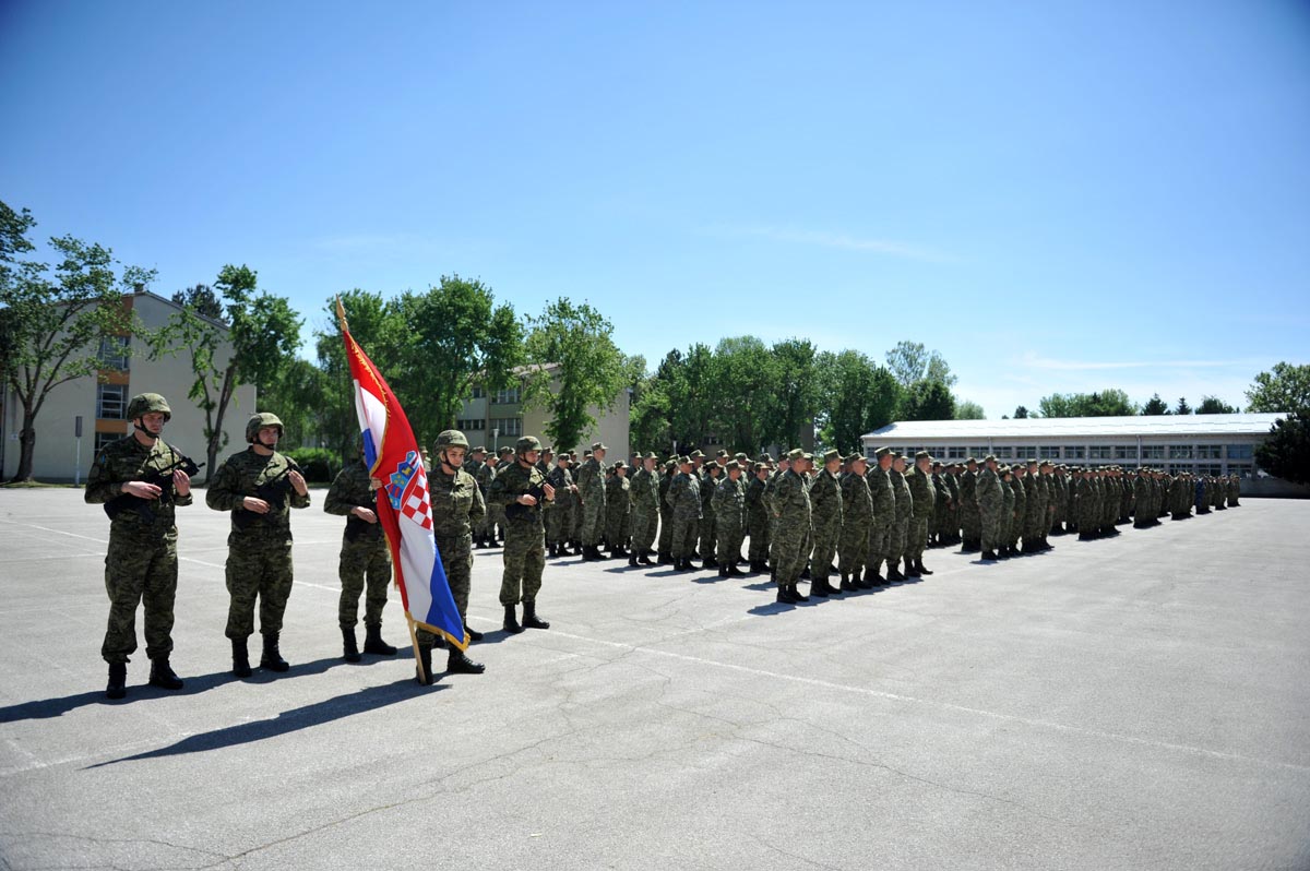 https://www.morh.hr/wp-content/gallery/obiljezena-13-obljetnica-zapovjednistva-za-potporu-os-rh/zzp_07052015_06.jpg