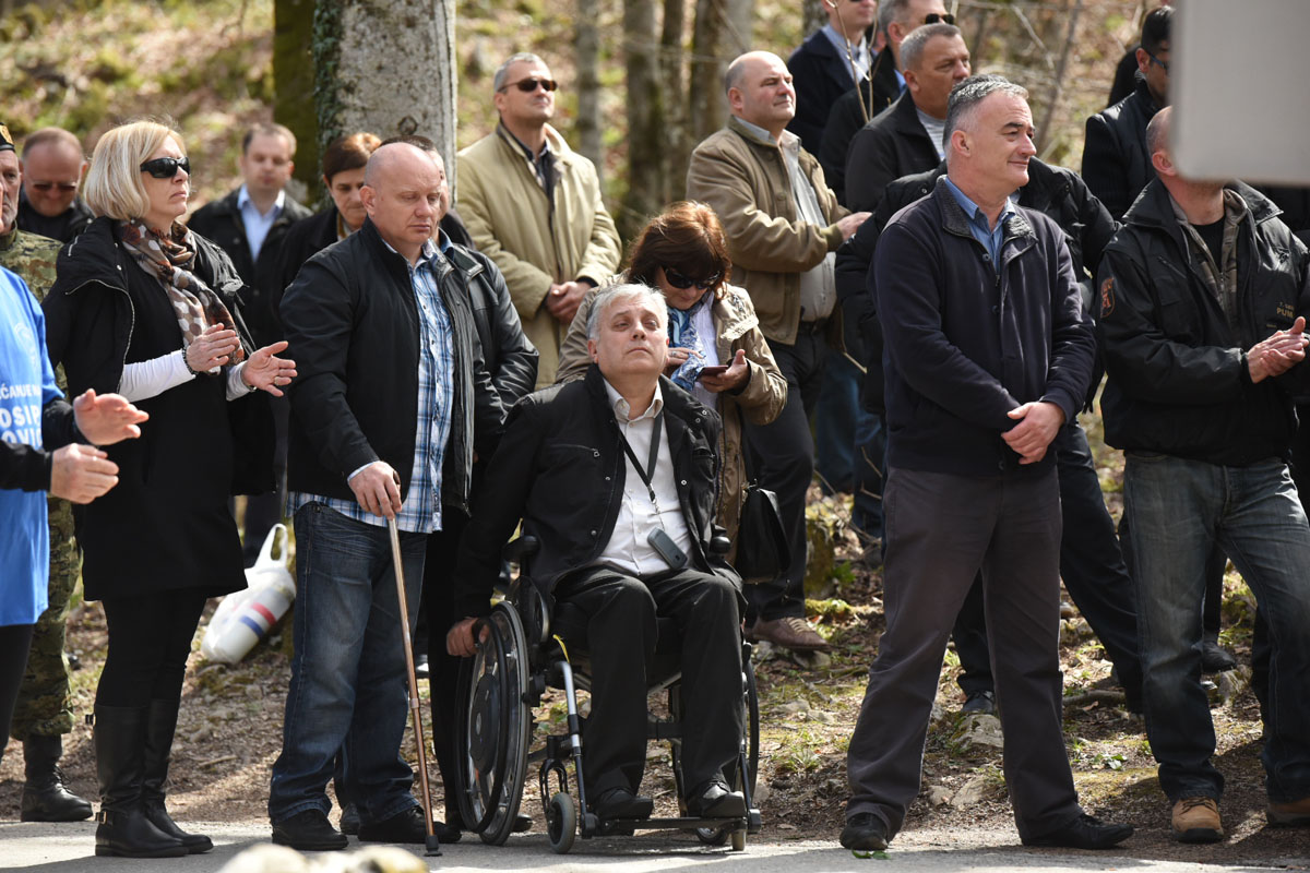 https://www.morh.hr/wp-content/gallery/obiljezena-25-obljetnica-akcije-plitvice-i-pogibije-josipa-jovica/plitvice_31032016_19.jpg