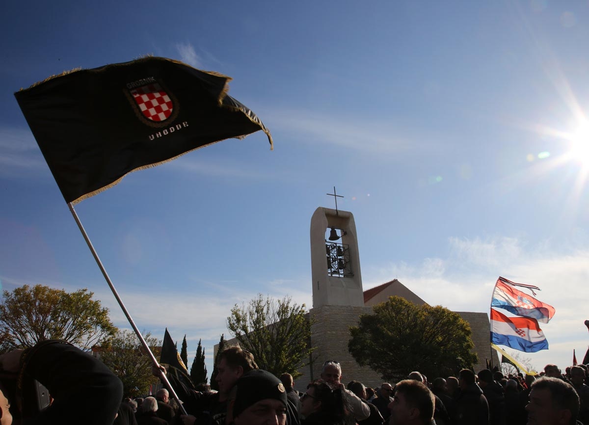 https://www.morh.hr/wp-content/gallery/obiljezena-26-obljetnica-stradanja-skabrnje-u-domovinskom-ratu/skrabnja_181117_25.jpg