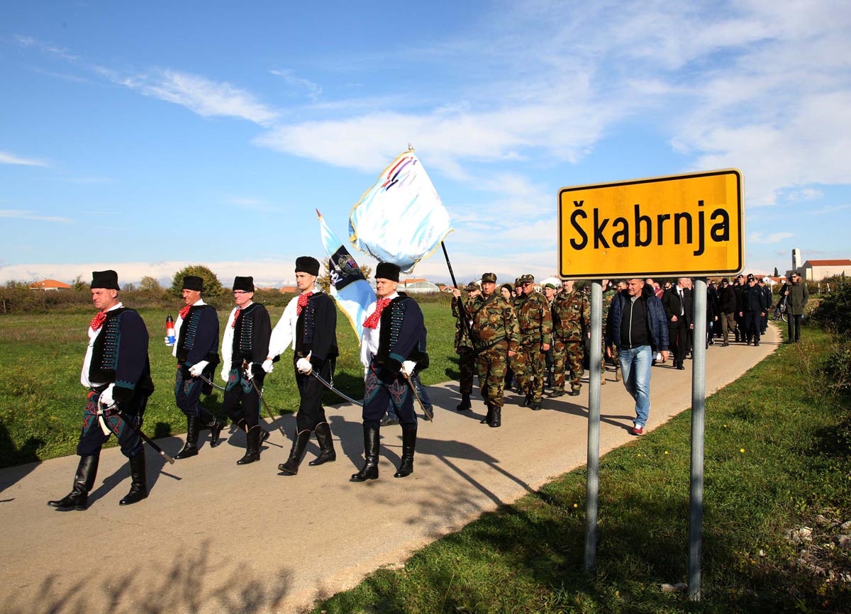 https://www.morh.hr/wp-content/gallery/obiljezena-26-obljetnica-stradanja-skabrnje-u-domovinskom-ratu/skrabnja_181117_28.jpg