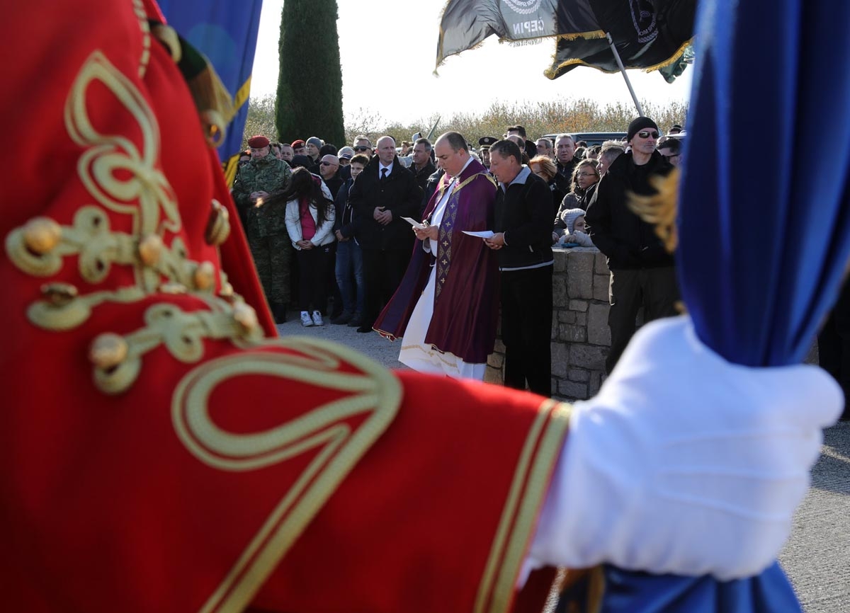https://www.morh.hr/wp-content/gallery/obiljezena-26-obljetnica-stradanja-skabrnje-u-domovinskom-ratu/skrabnja_181117_31.jpg