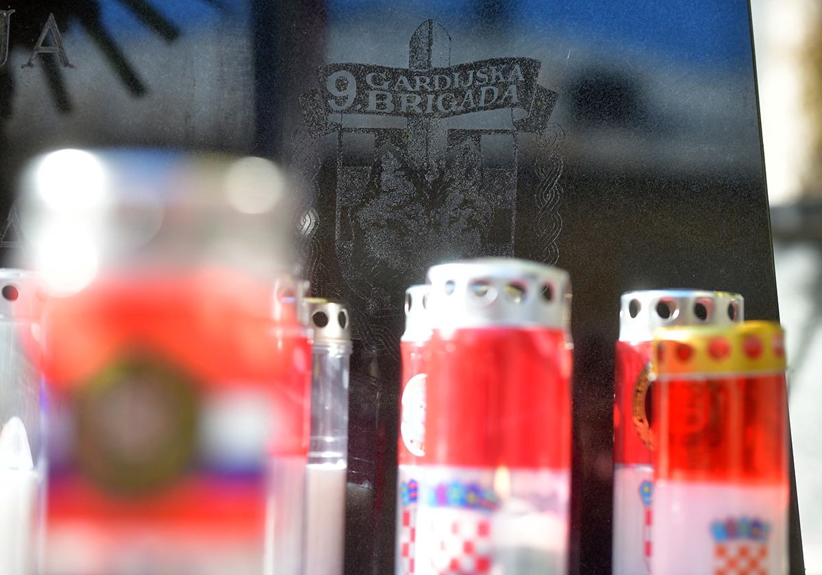 https://www.morh.hr/wp-content/gallery/obiljezena-27-obljetnica-9-gardijske-brigade-i-bojne-vukovi/obljetnica_vukova_08112019_21.jpg