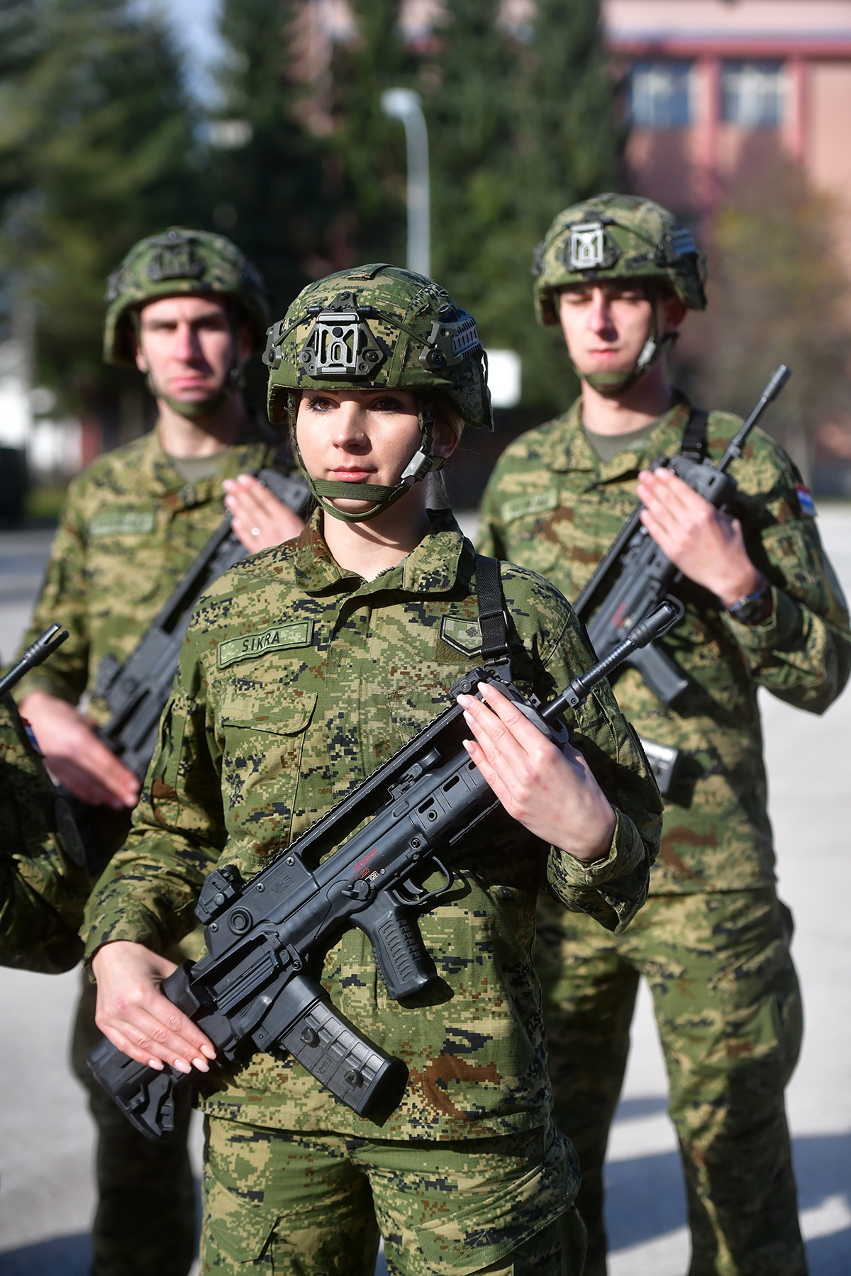 https://www.morh.hr/wp-content/gallery/obiljezena-27-obljetnica-9-gardijske-brigade-i-bojne-vukovi/obljetnica_vukova_08112019_35.jpg
