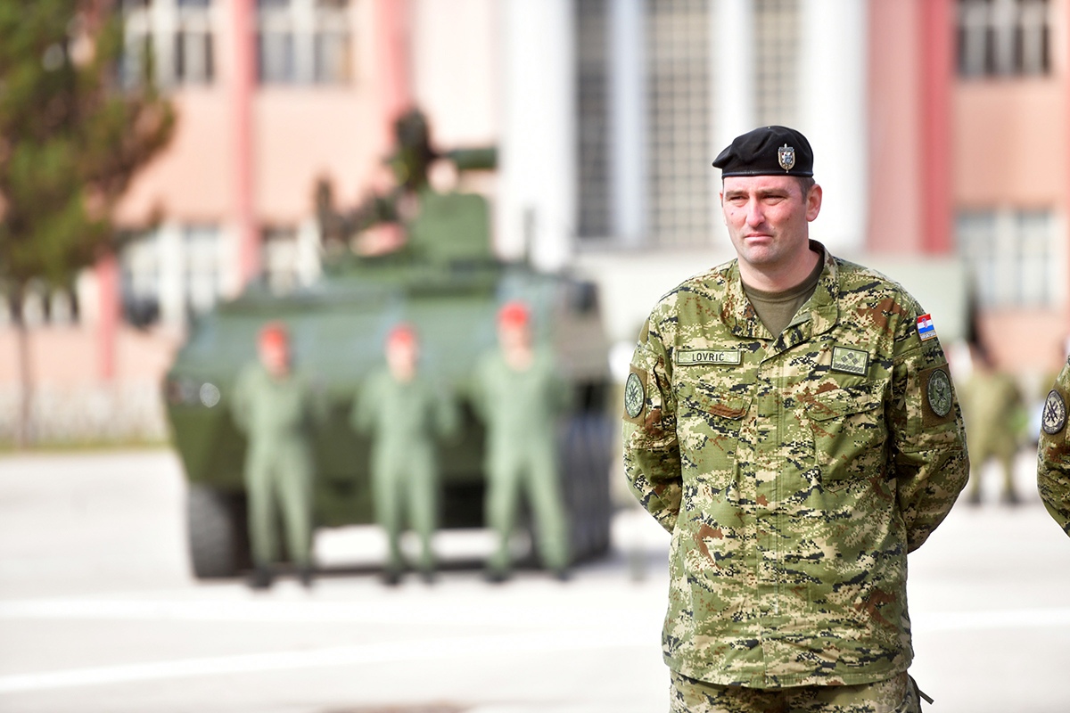 https://www.morh.hr/wp-content/gallery/obiljezena-27-obljetnica-9-gardijske-brigade-i-bojne-vukovi/obljetnica_vukova_08112019_48.jpg