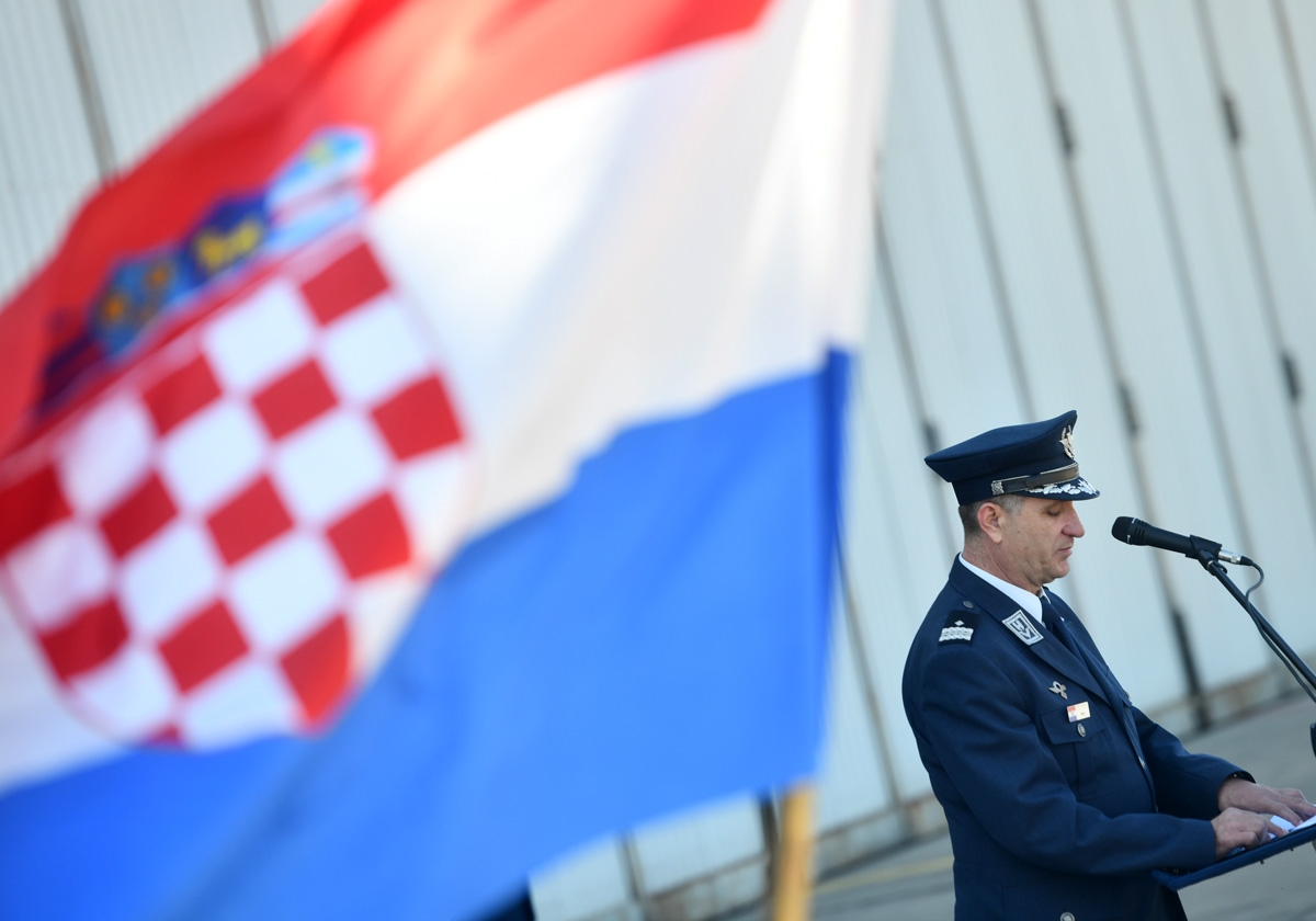 https://www.morh.hr/wp-content/gallery/obiljezena-27-obljetnica-93-zrakoplovne-baze-hrz-a-1/93_zrakoplovna_baza_obljetnica_210319_26.jpg