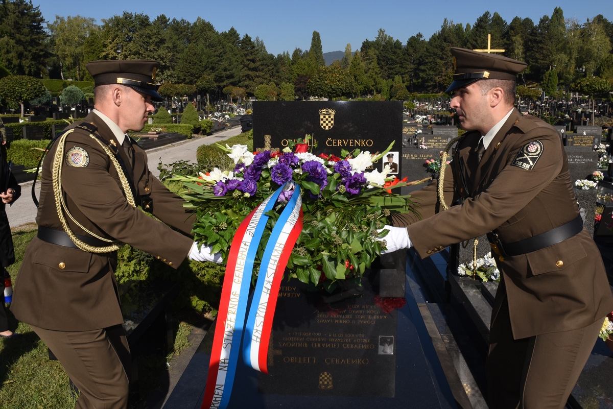 https://www.morh.hr/wp-content/gallery/obiljezena-27-obljetnica-glavnog-stozera-hrvatske-vojske/dna_gs_osrh_28092018_40.jpg