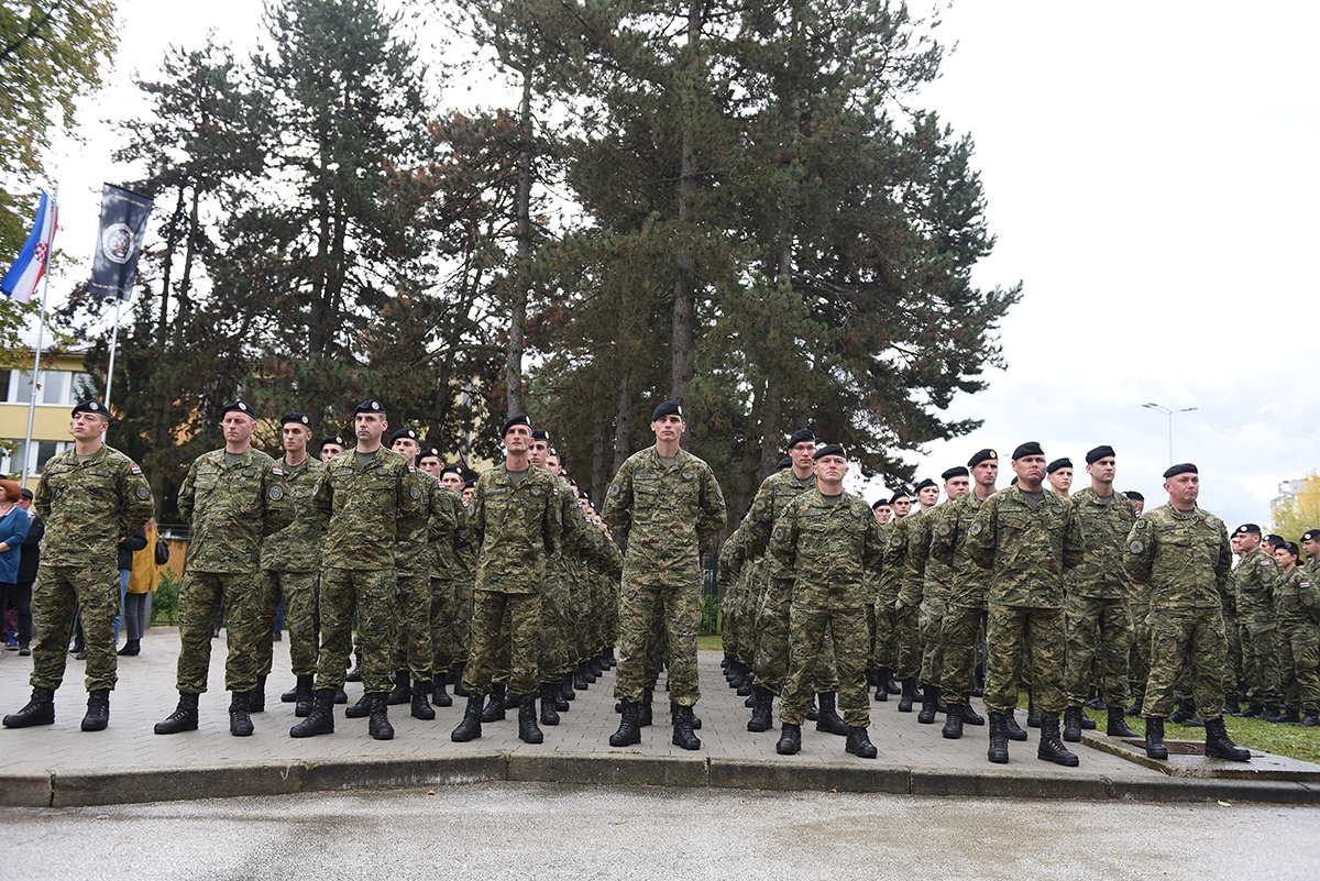 https://www.morh.hr/wp-content/gallery/obiljezena-29-obljetnica-ustrojavanja-1-gbr-tigrovi-i-bojne-tigrovi/obljetnica_tigrovi_05112019_40.jpg