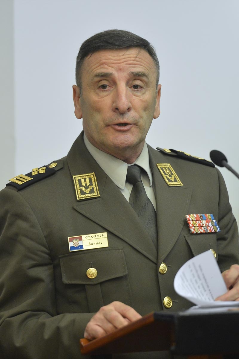 https://www.morh.hr/wp-content/gallery/obiljezena-deveta-obljetnica-ulaska-republike-hrvatske-u-nato/nato_morh_12042018_07.jpg