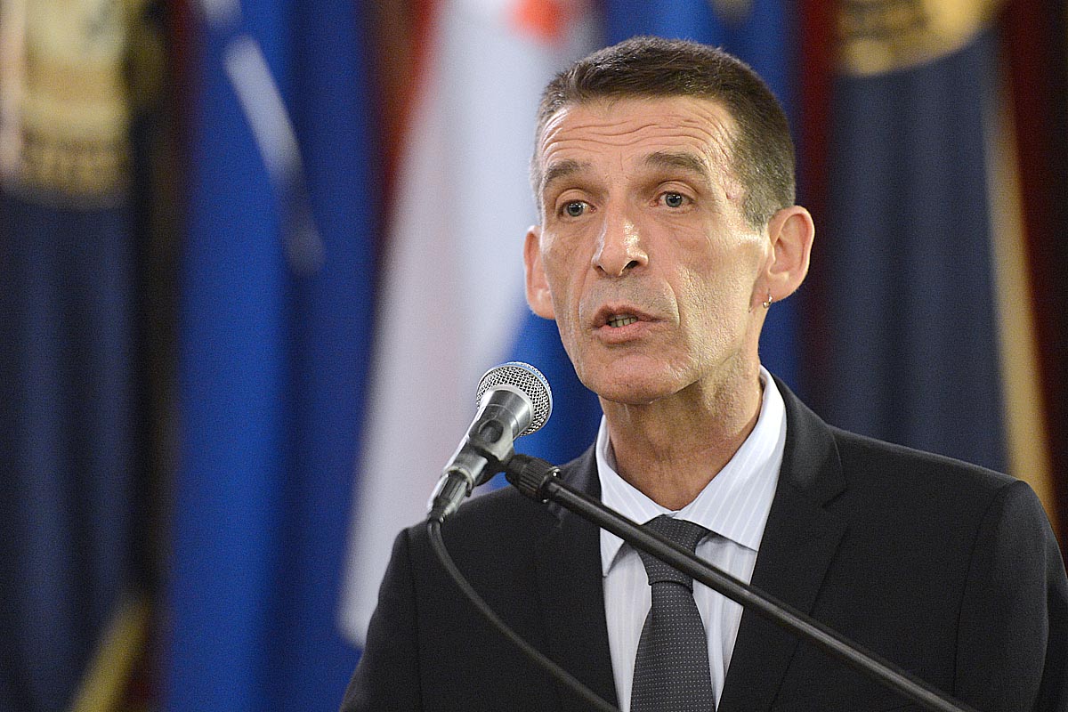 https://www.morh.hr/wp-content/gallery/obiljezena-obljetnica-gs-osrh/promaknuca_07102014_6795.JPG