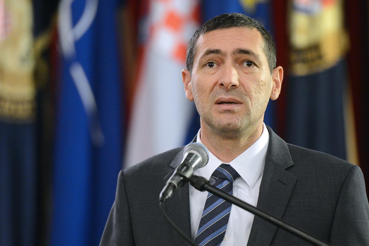 https://www.morh.hr/wp-content/gallery/obiljezena-obljetnica-gs-osrh/promaknuca_07102014_6802.JPG