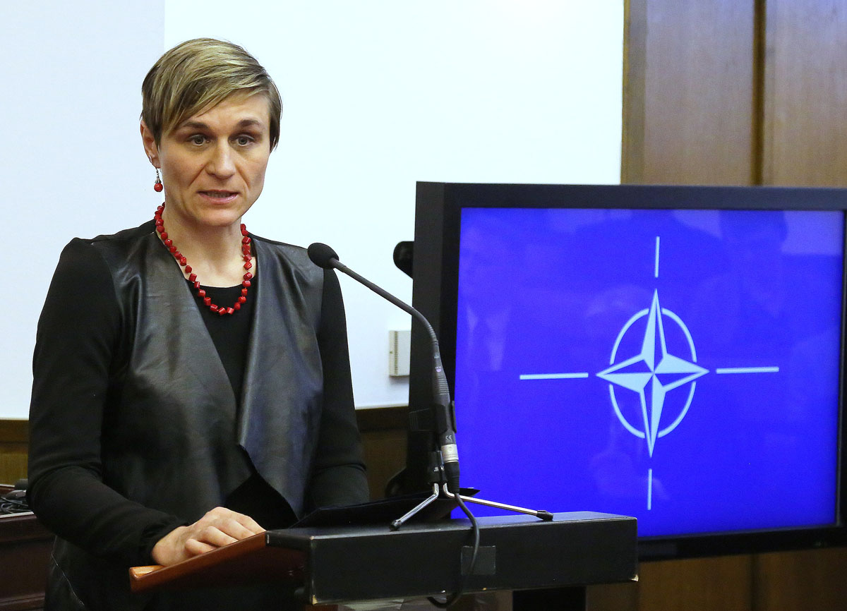 https://www.morh.hr/wp-content/gallery/obiljezena-sedma-obljetnica-ulaska-republike-hrvatske-u-nato/nato_07042016_03.jpg