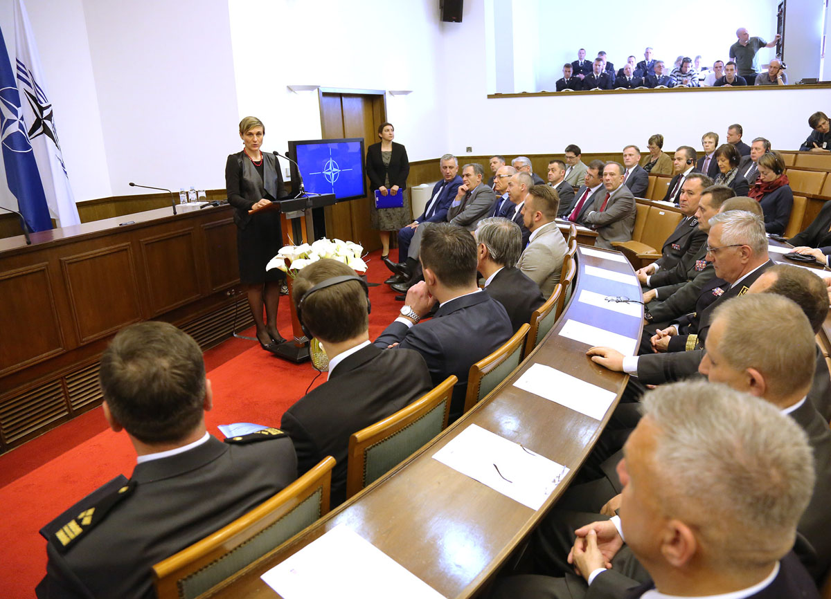 https://www.morh.hr/wp-content/gallery/obiljezena-sedma-obljetnica-ulaska-republike-hrvatske-u-nato/nato_07042016_04.jpg