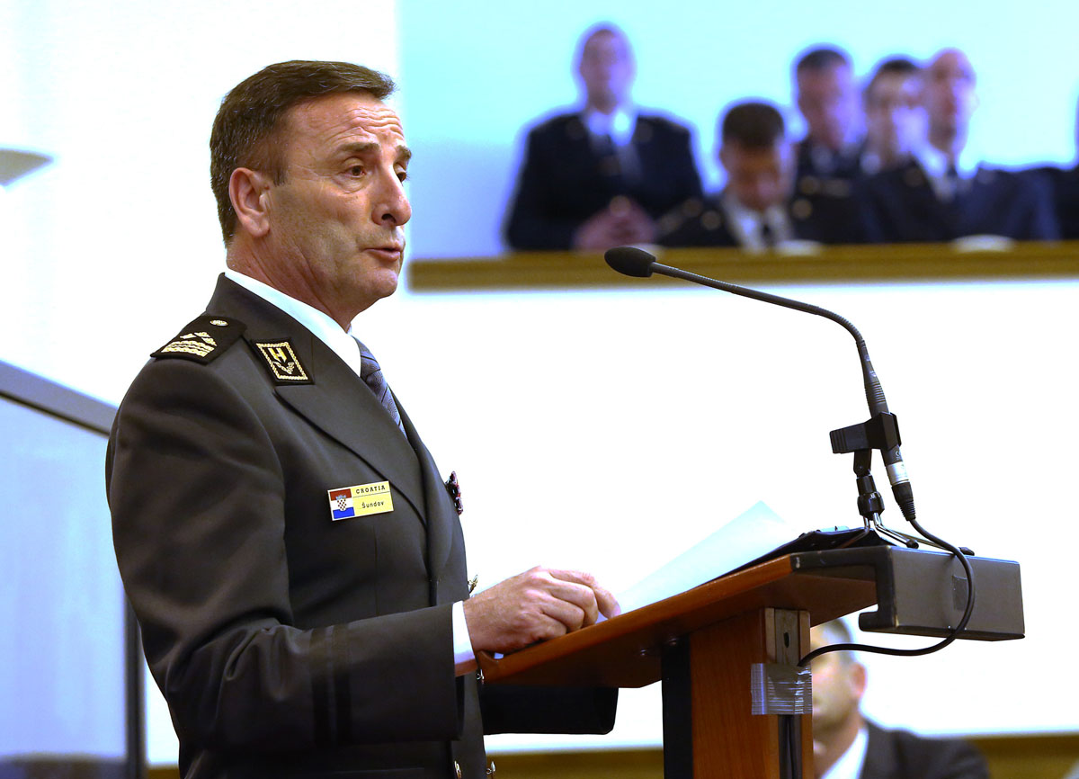 https://www.morh.hr/wp-content/gallery/obiljezena-sedma-obljetnica-ulaska-republike-hrvatske-u-nato/nato_07042016_15.jpg