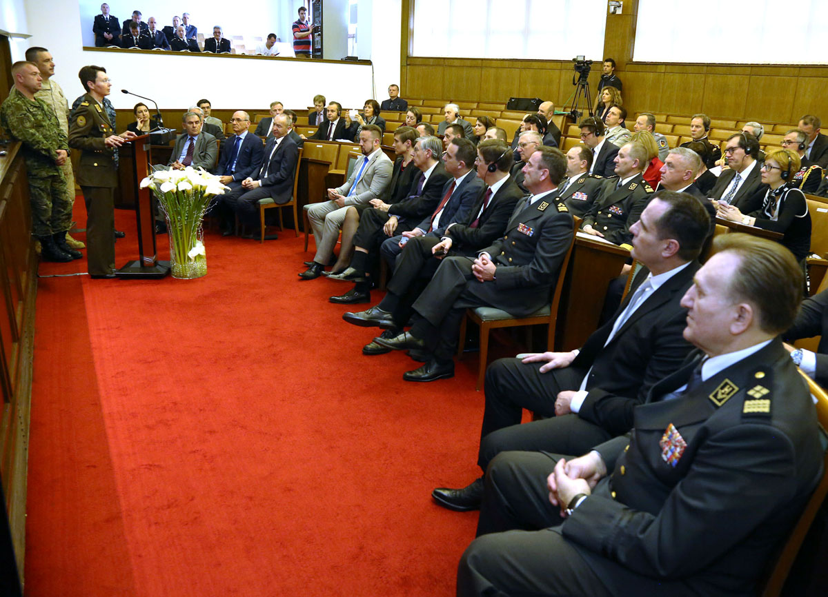 https://www.morh.hr/wp-content/gallery/obiljezena-sedma-obljetnica-ulaska-republike-hrvatske-u-nato/nato_07042016_20.jpg