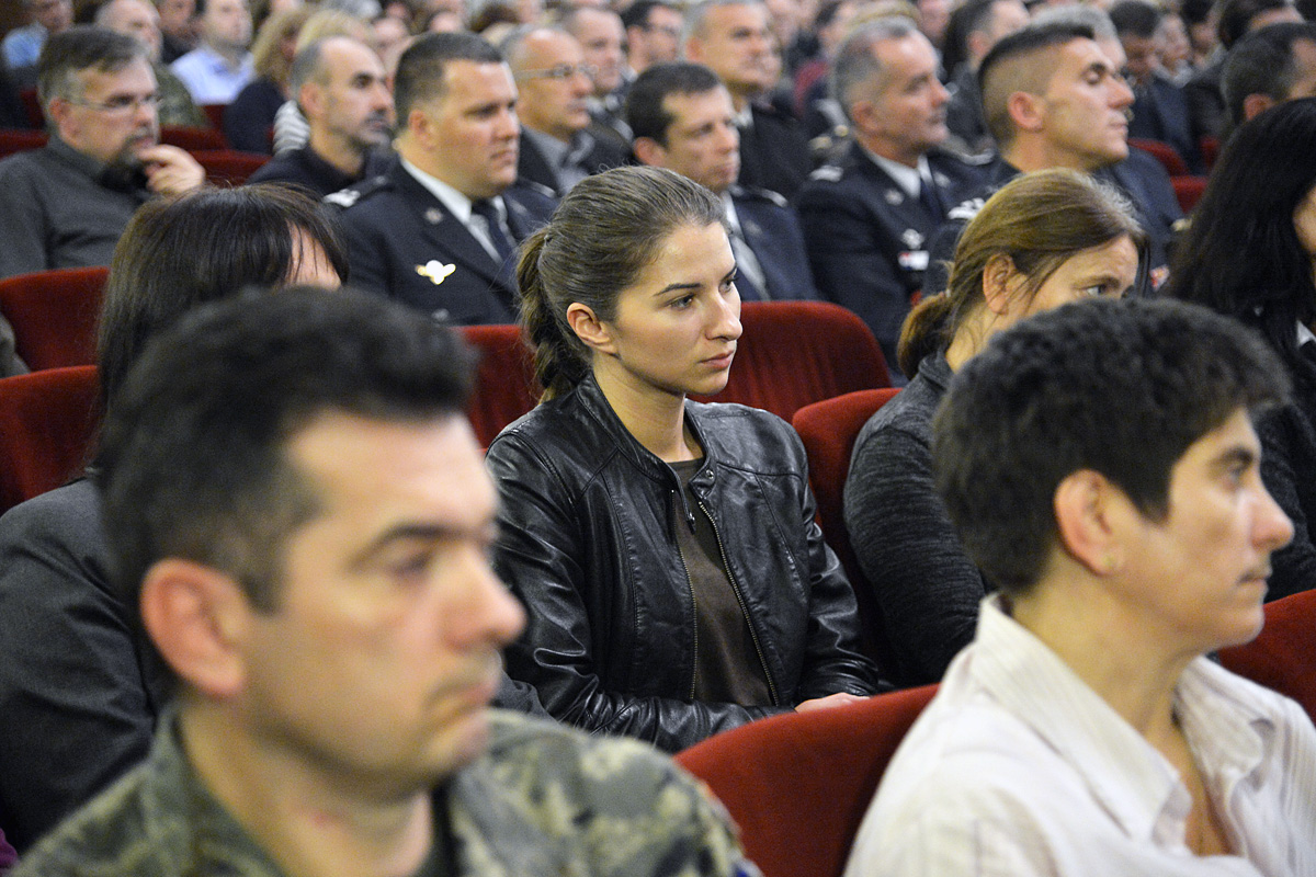 https://www.morh.hr/wp-content/gallery/obracanje-ministra-obrane-djelatnicima-morh-a-i-gs-osrh/0007obracanje_mo.jpg