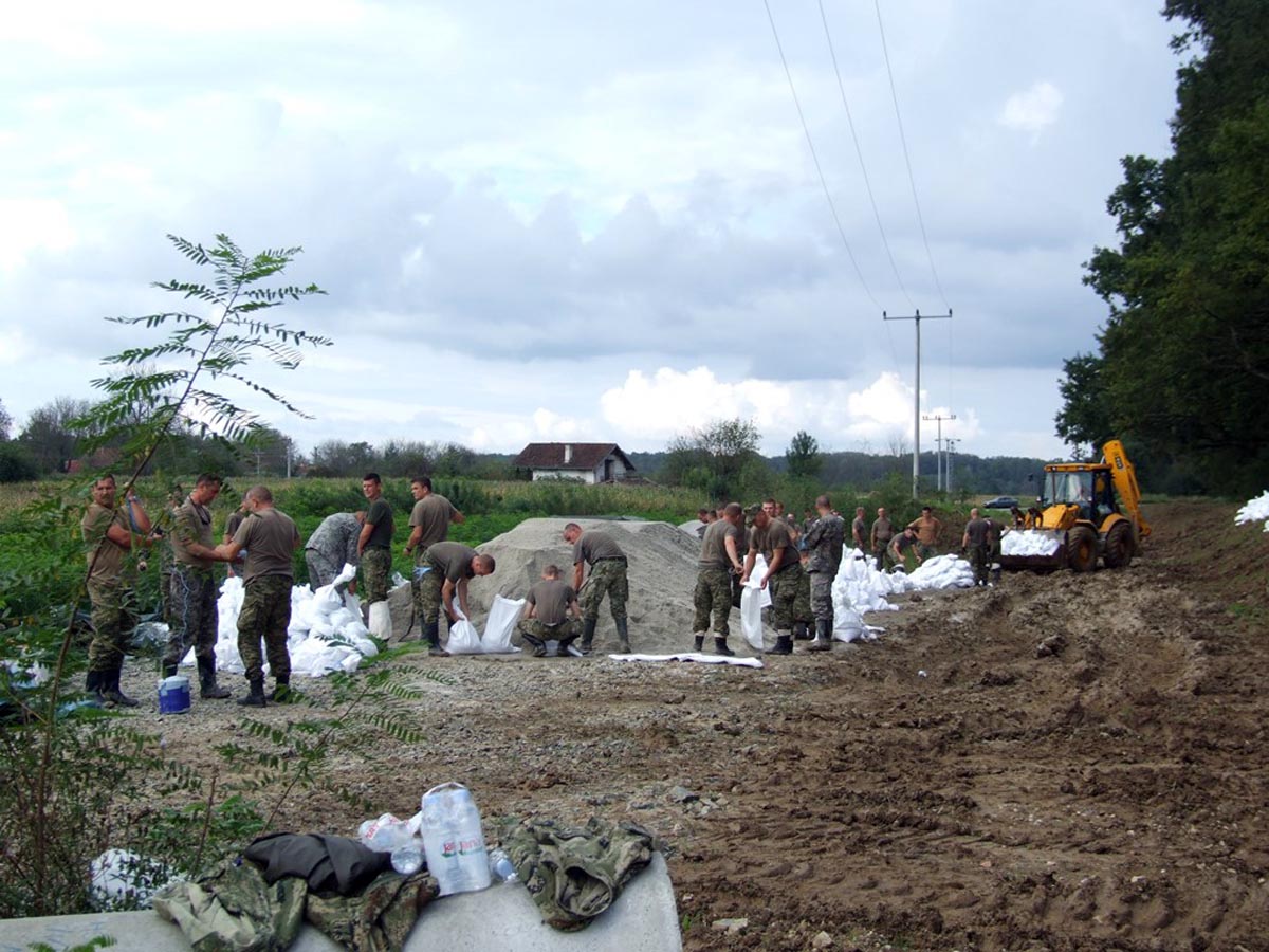 https://www.morh.hr/wp-content/gallery/obrana-od-poplava-na-podrucju-jasenovca/jasenovac_15092014_03.jpg