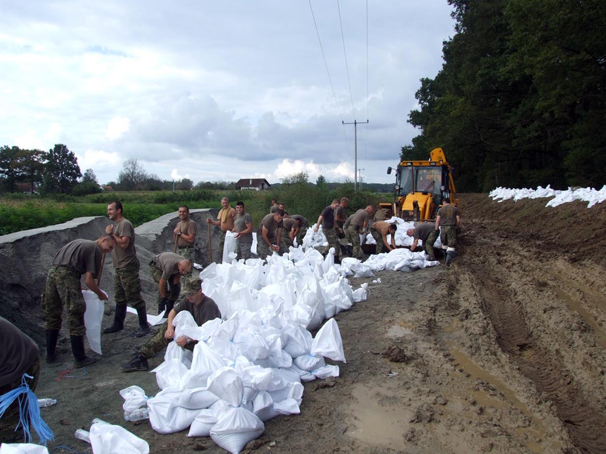 https://www.morh.hr/wp-content/gallery/obrana-od-poplava-na-podrucju-jasenovca/jasenovac_15092014_07.jpg