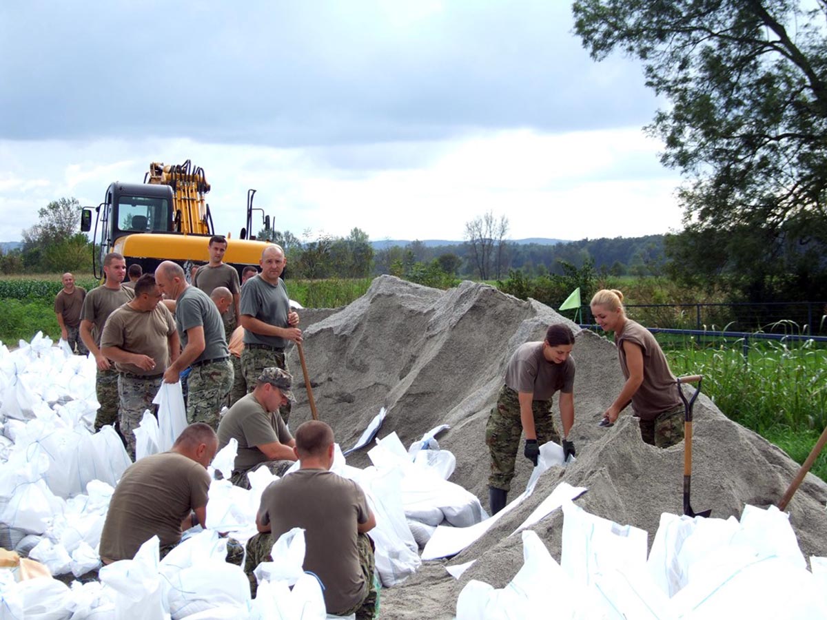 https://www.morh.hr/wp-content/gallery/obrana-od-poplava-na-podrucju-jasenovca/jasenovac_15092014_19.jpg