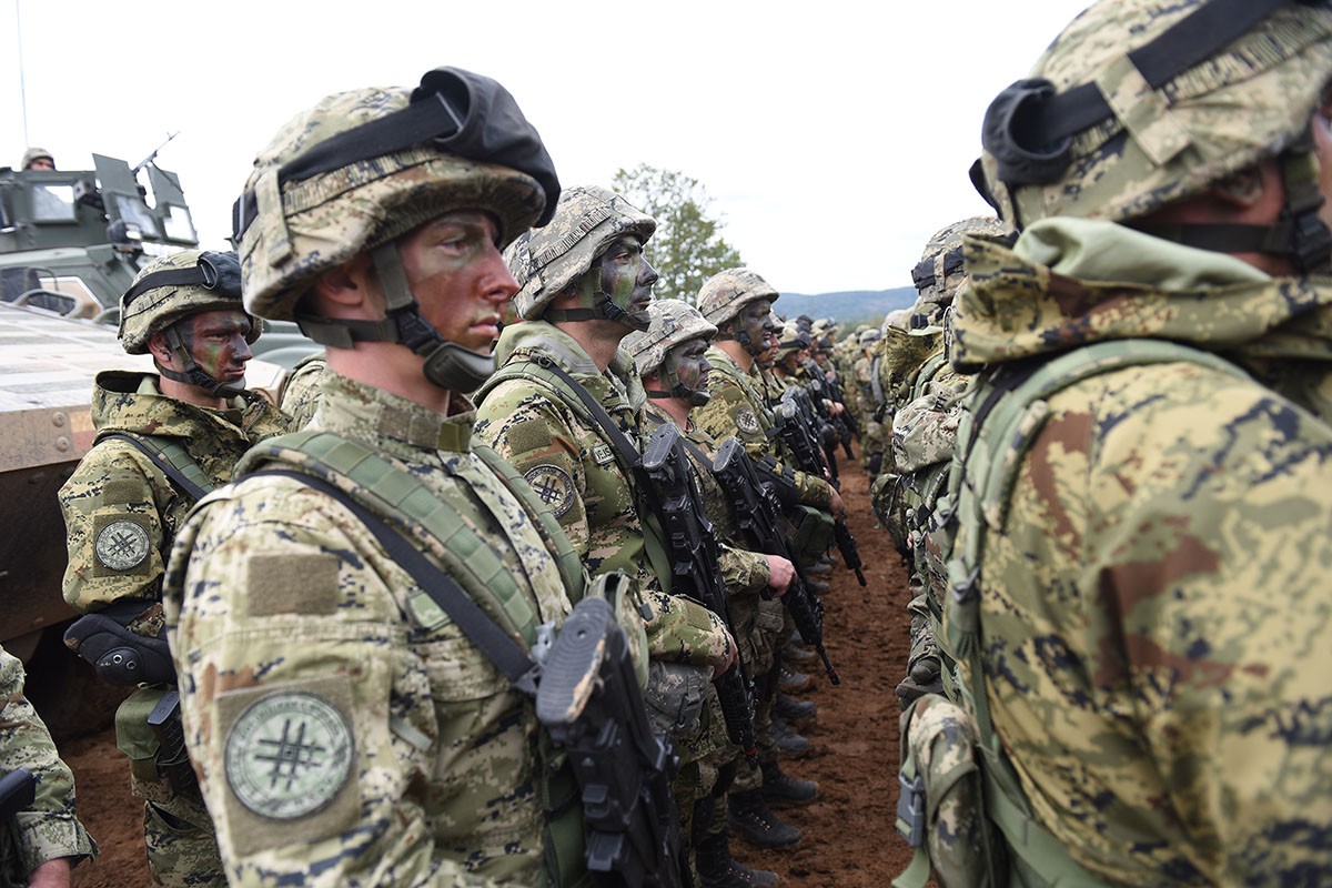 https://www.morh.hr/wp-content/gallery/odrzan-dan-uvazenih-gostiju-na-medunarodnoj-vojnoj-vjezbi-udar-19/udar_19_03102019_14.jpg