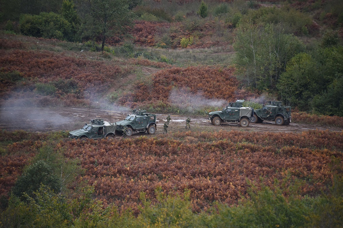 https://www.morh.hr/wp-content/gallery/odrzan-dan-uvazenih-gostiju-na-medunarodnoj-vojnoj-vjezbi-udar-19/udar_19_03102019_38.jpg